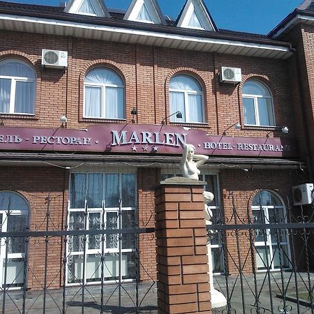 Marlen Hotel Ρίβνε Εξωτερικό φωτογραφία